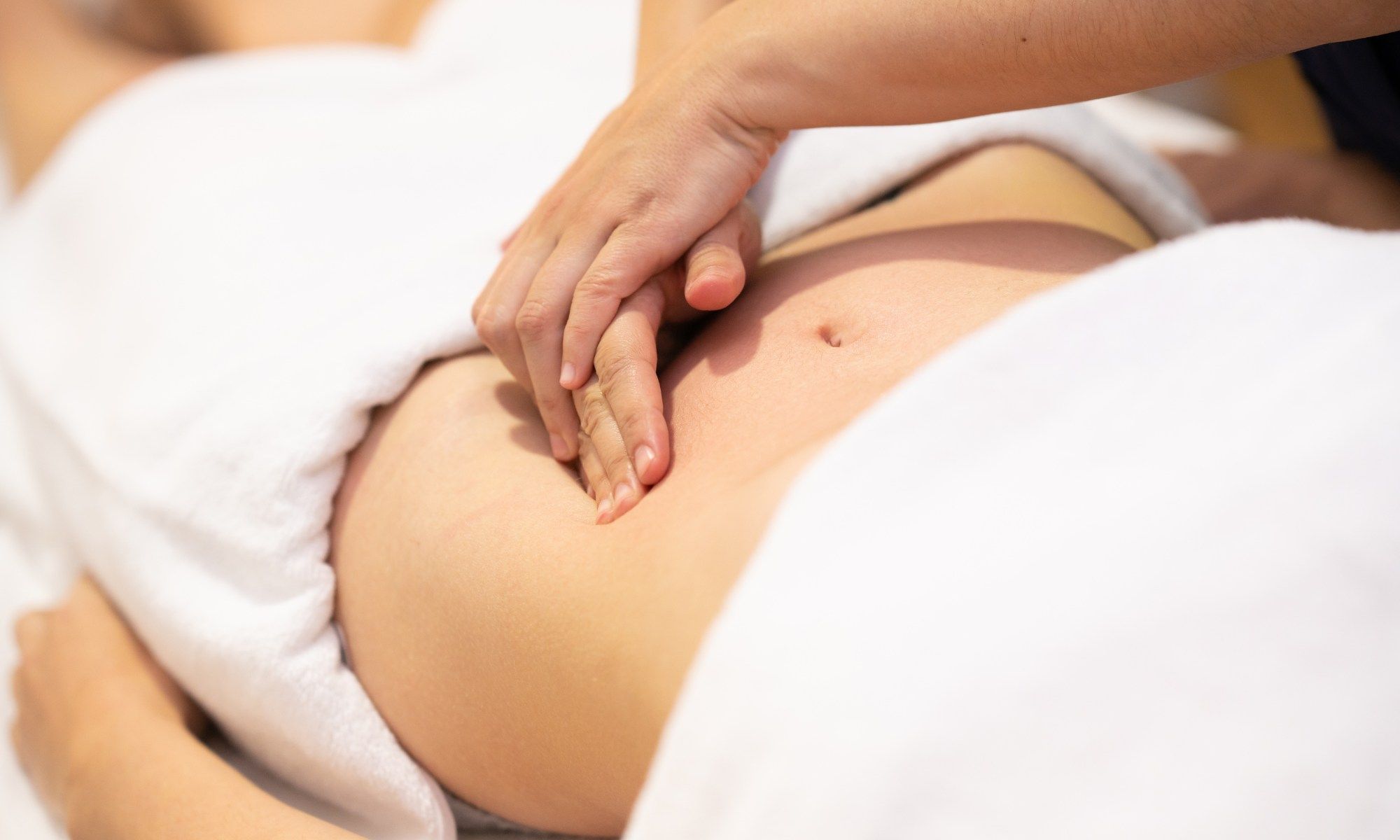 Chiropractic care session in Sydney focusing on spinal alignment and wellness.